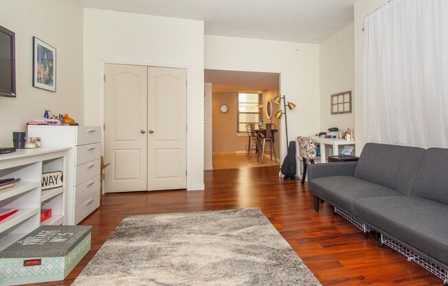 1064 Beacon St Apt B