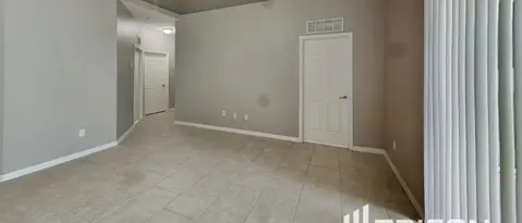 24 ROYAL PALM LN