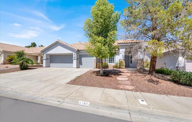 1-Story, 3 bedroom pool home in Green Valley Henderson, Nevada