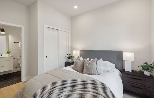 2 beds, 2 baths, 1,054 sqft, $1,925, Unit 111