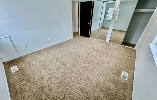 2 beds, 1 bath, 850 sqft, $1,295, Unit 312