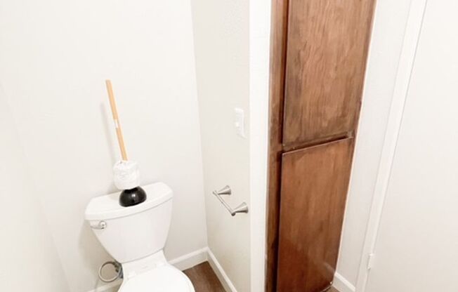 1 bed, 1 bath, 665 sqft, $1,410, Unit 1814-205