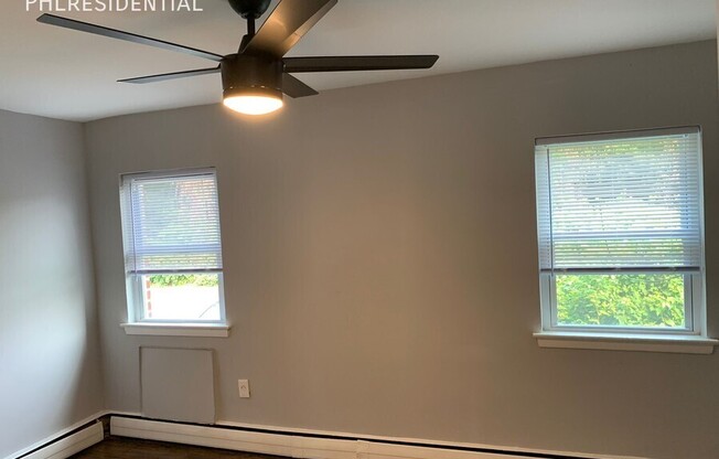905 1009 E CLIVEDEN ST