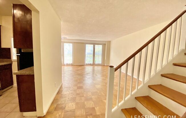259 G ST SW