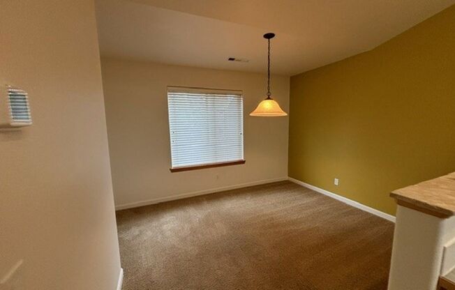 2 beds, 1.5 baths, $1,995, Unit 1