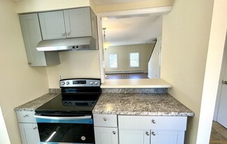 6 FORESTDALE RD