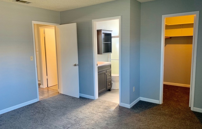 3 beds, 2 baths, $2,800