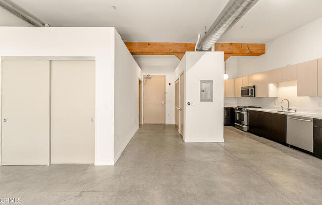 1 bed, 1 bath, 680 sqft, $2,850, Unit 124