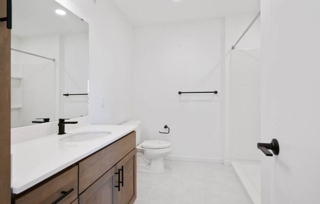 2 beds, 2 baths, 1,027 sqft, $2,550, Unit 501