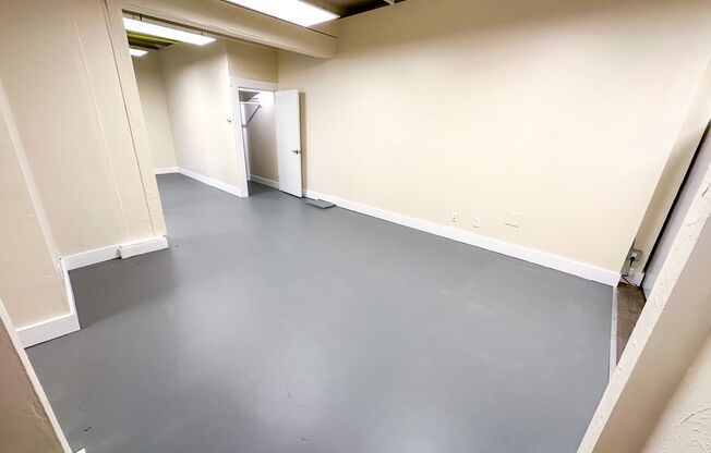 Studio, 1 bath, 1,150 sqft, $1,995, Unit 001