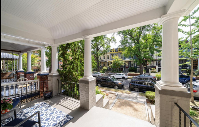 1343 MERIDIAN PL NW