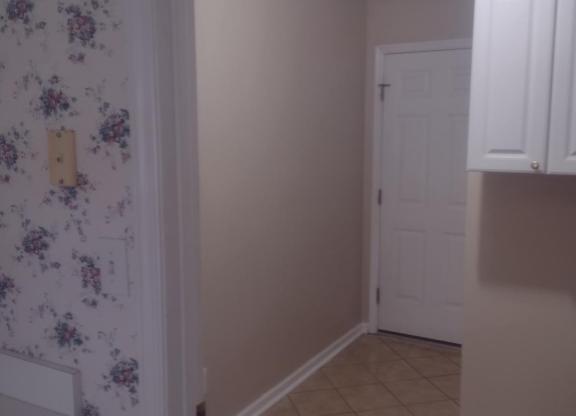 1202 KENDAL CT