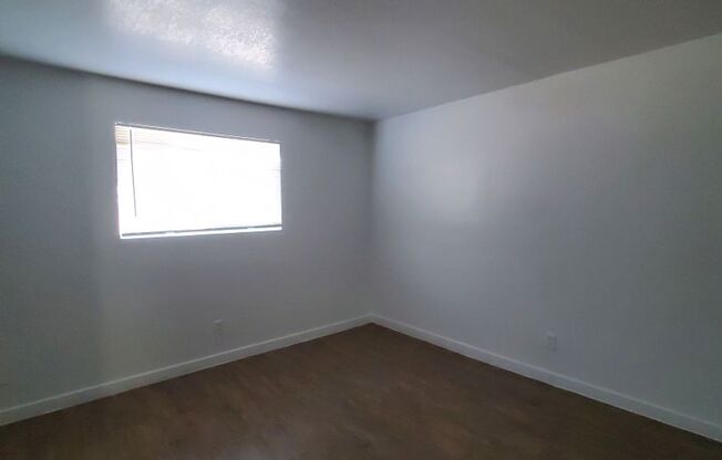 2 beds, 1 bath, 850 sqft, $1,395, Unit 114