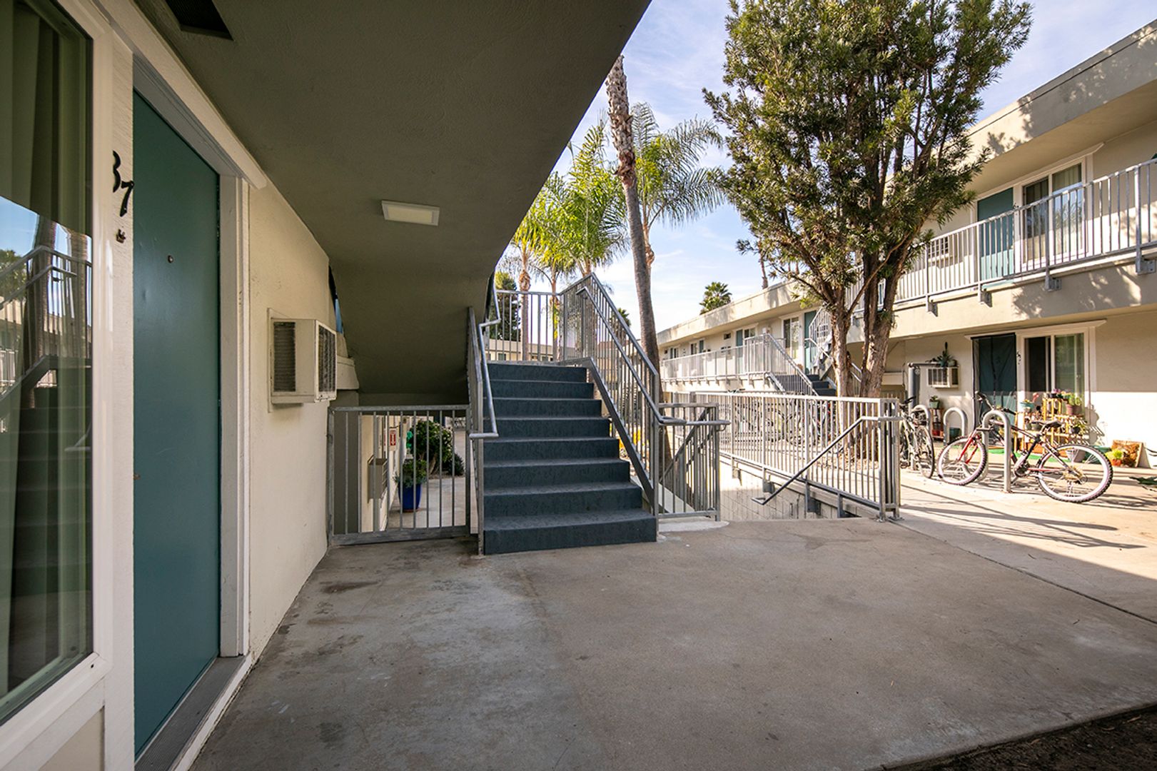 Aztec Pacific Apartments