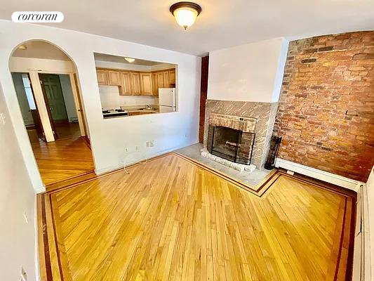 38 GREENE AVE