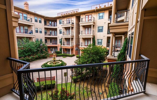 2 beds, 2 baths, 1,206 sqft, $1,989, Unit 228