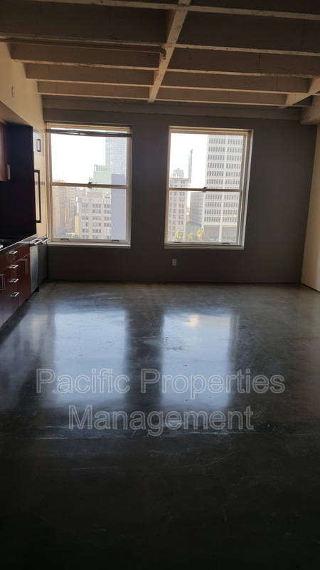 Studio, 1 bath, 755 sqft, $1,957