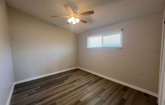 2 beds, 1 bath, $1,245