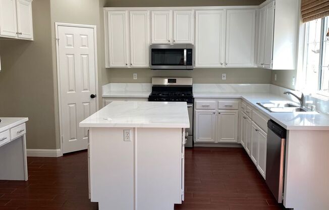 Executive 4 BR/ 2.5 BA Single Family Home in Otay Ranch