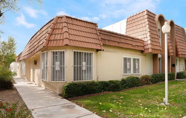 Chic Townhome with Modern Upgrades!