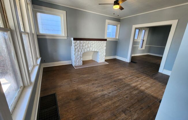 Beautifully renovated 5 bed 2 full bath single family house