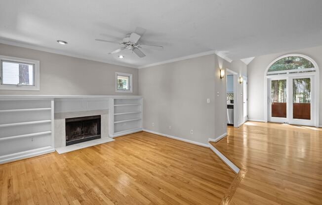 Inviting 3br house in Morrisville with wood floors, screened porch & deck in great location!