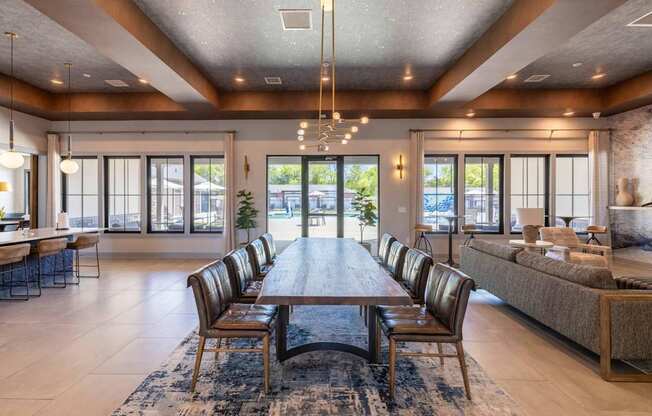 Large Dining Area at Evolve at Parkway Apartment Homes, Concord, 28027