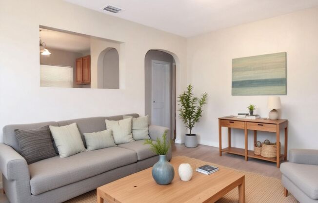 Quaint 2 Bedroom, 1 Bathroom Home in Edgemoor!
