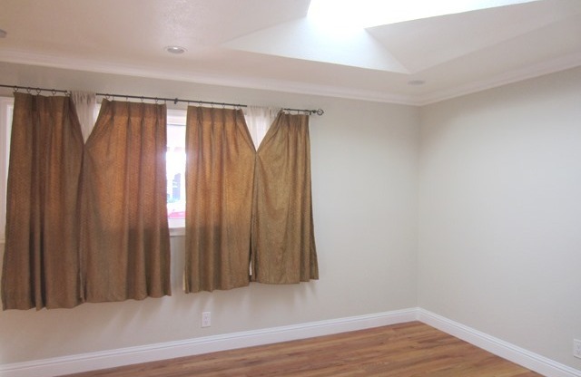 3 beds, 2 baths, $4,600