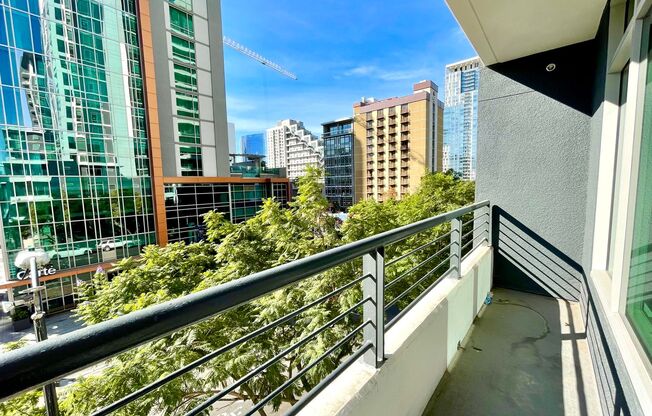 2 beds, 2 baths, $3,300