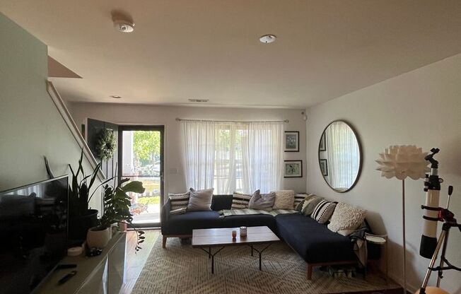 Townhome in Villages of Riverwood, Upgrades include Granite, Hdwd Floors, 1 Car Garage, Community Pool and Fitness