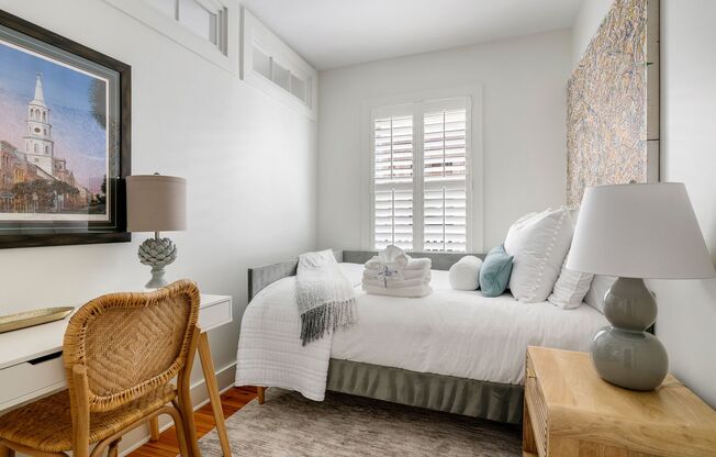Rutledge Retreat- 234 Rutledge Avenue, Unit A