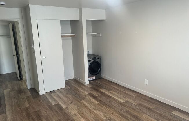 1 bed, 1 bath, 800 sqft, $1,395, Unit #11