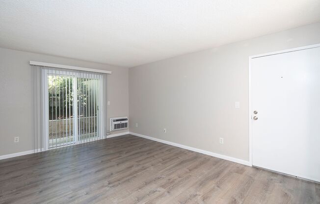 1 bed, 1 bath, 650 sqft, $2,095, Unit A17
