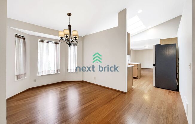 Charming 3 Bedroom 2 Bathroom Single Family Home for Rent