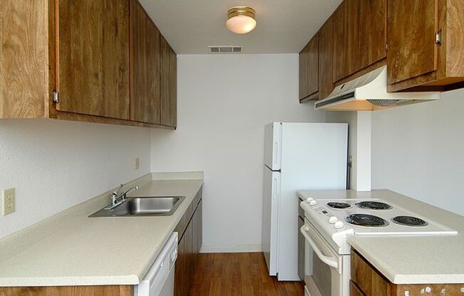 Walnutwood Apartments