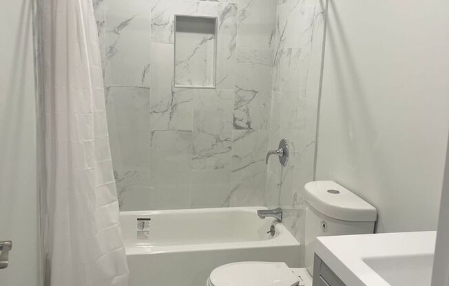 1 bed, 1.5 baths, 750 sqft, $1,295, Unit 4526-E51