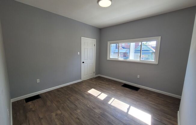 1 bed, 1 bath, 1,000 sqft, $1,200