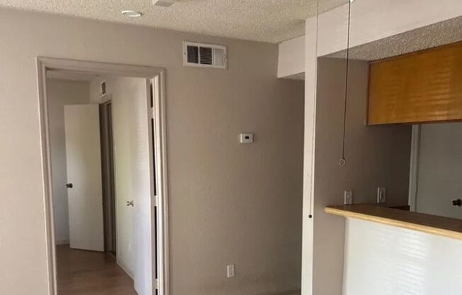 1 bed, 1 bath, 600 sqft, $1,600, Unit 103