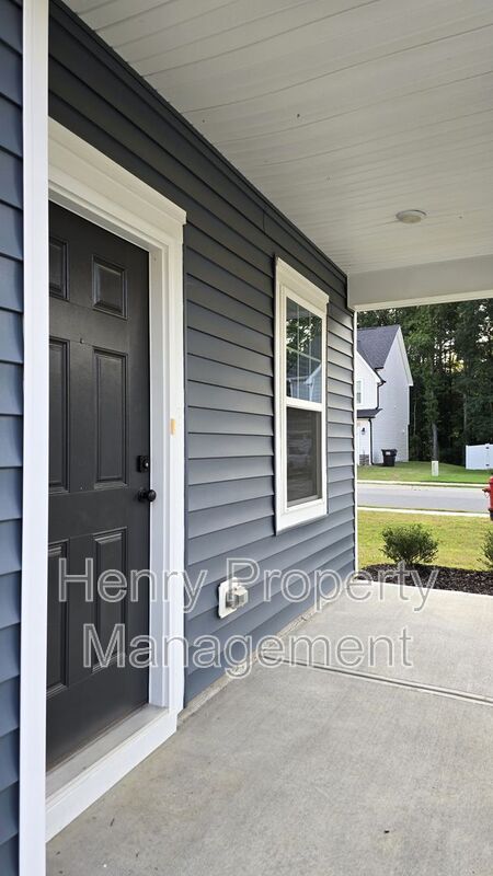 14 WHITE HART CT