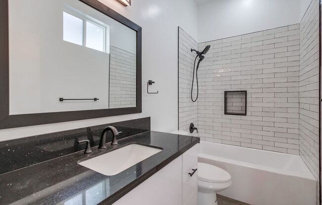 2 beds, 2 baths, 836 sqft, $2,995, Unit 4745-3