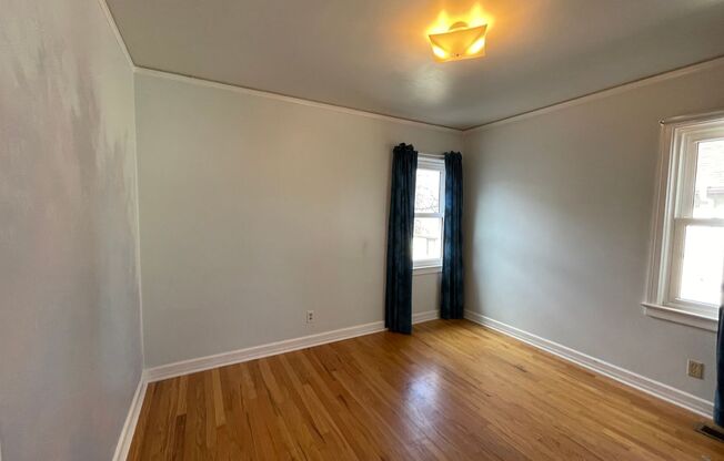 2 beds, 2 baths, $1,595