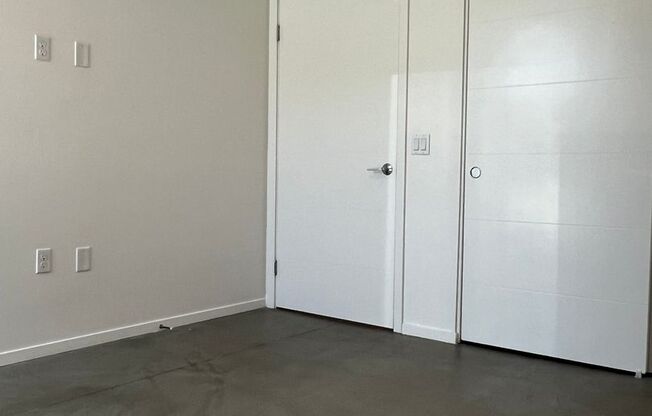 2 beds, 2 baths, 971 sqft, $2,795, Unit 102