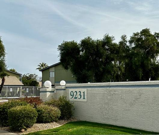 9231 N 99 AVE