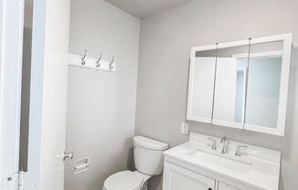 1 bed, 1 bath, 625 sqft, $1,100, Unit 27