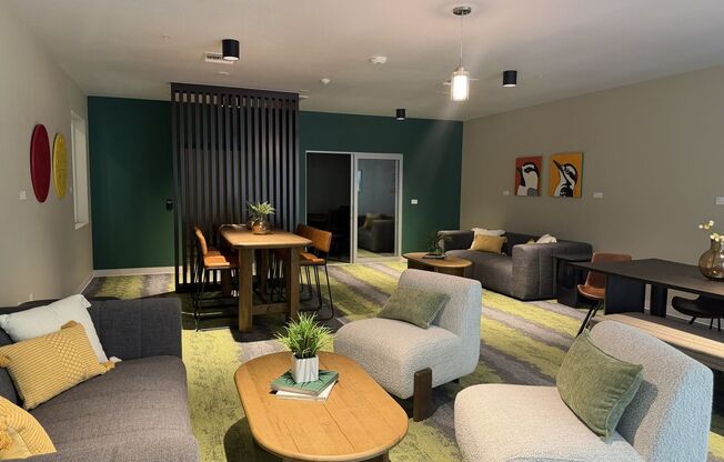 1 bed, 1 bath, 580 sqft, $1,465, Unit 204