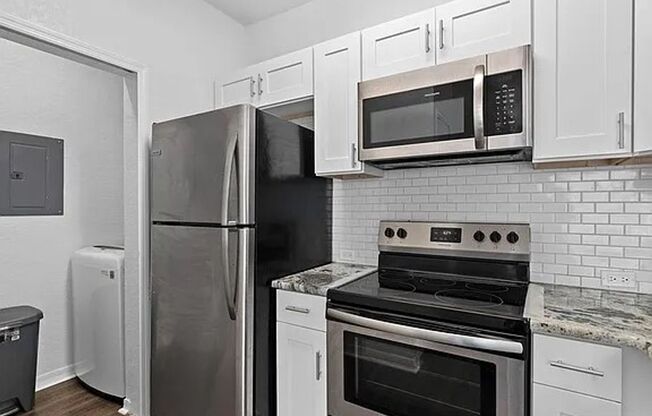 Stylish 2 Bed, 1 Bath Condo in Bella Terra – Resort-Style Living with Top Amenities!