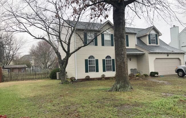 NICE 4 BD/ 2.5 BATH SINGLE FAMILY HOME