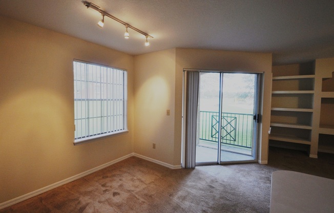 2 beds, 1 bath, $1,700