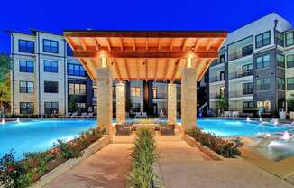 Poolside Lounge Area at Windsor Ridge, Austin, TX